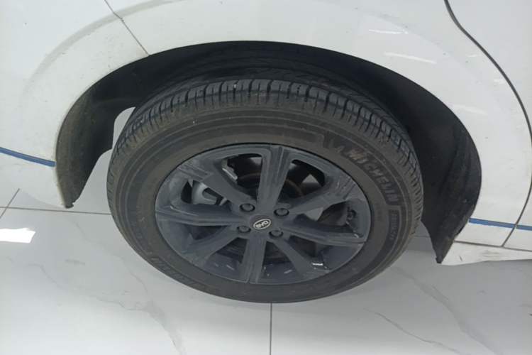 Used BYD e2 2021 Luxury Model Right Rear Wheel Hub