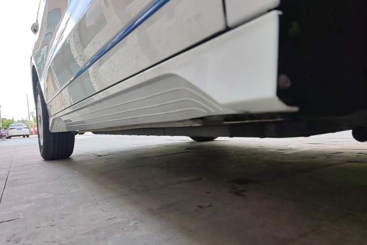 Used BYD e2 2021 Comfort Model Right Side Sill