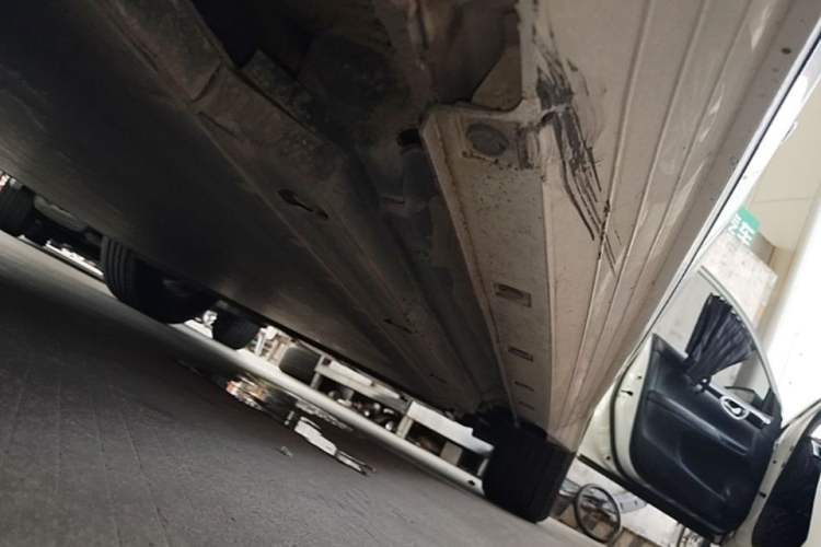 Used BYD e2 2021 Luxury Model Right Side Sill