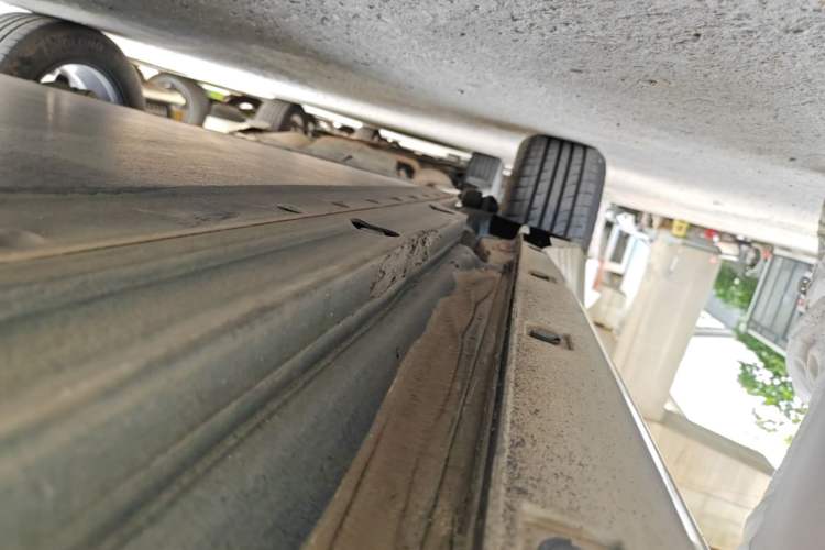 Used BYD e2 2021 Luxury Model Right Side Sill
