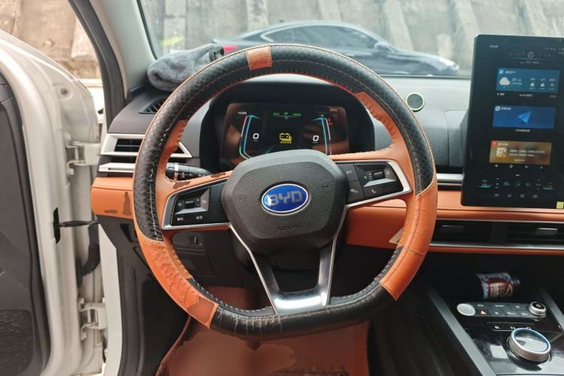 Used BYD e2 2021 Luxury Model Steering Wheel