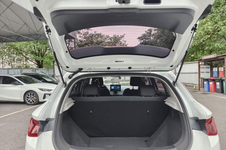 Used BYD e2 2021 Standard Model Trunk