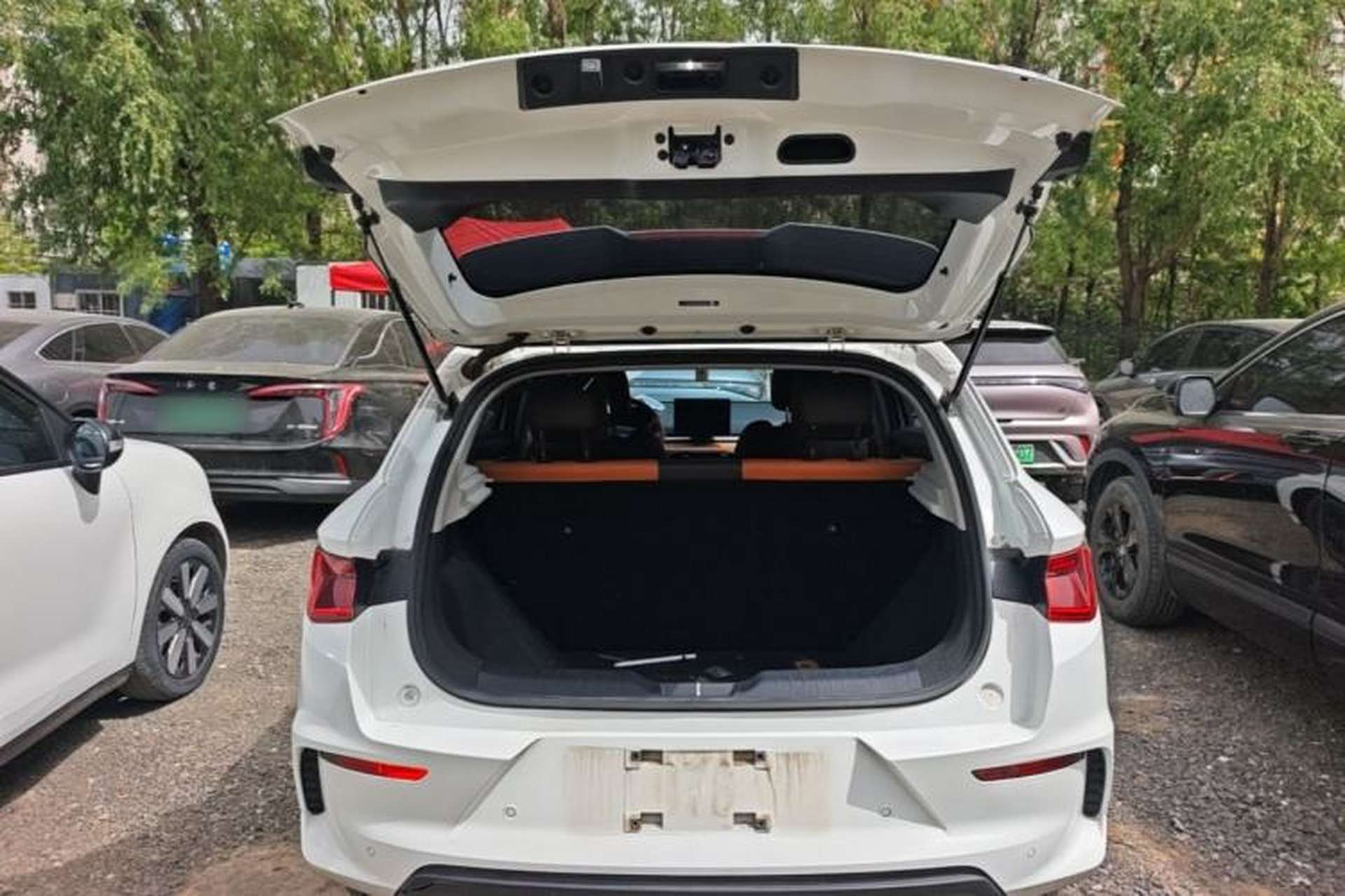 Used BYD e2 2021 Luxury Model Trunk