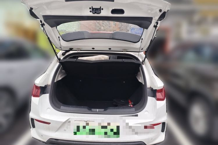 Used BYD e2 2021 Comfort Model Trunk