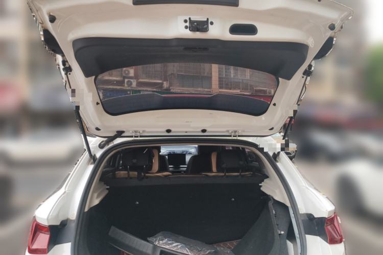Used BYD e2 2021 Comfort Model Trunk