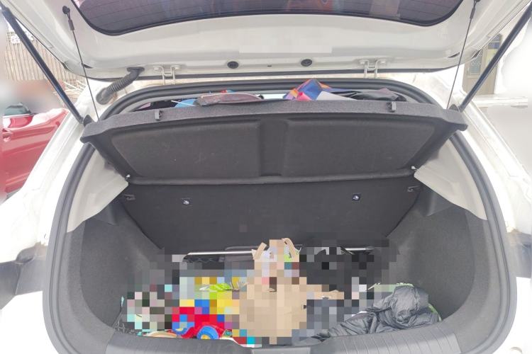 Used BYD e2 2021 Comfort Model Trunk