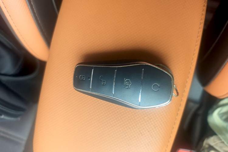 Used BYD e2 2021 Luxury Model Vehicle Key