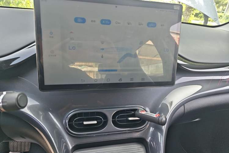 Used BYD e2 2023 Luxury Model Audio And AC Panel