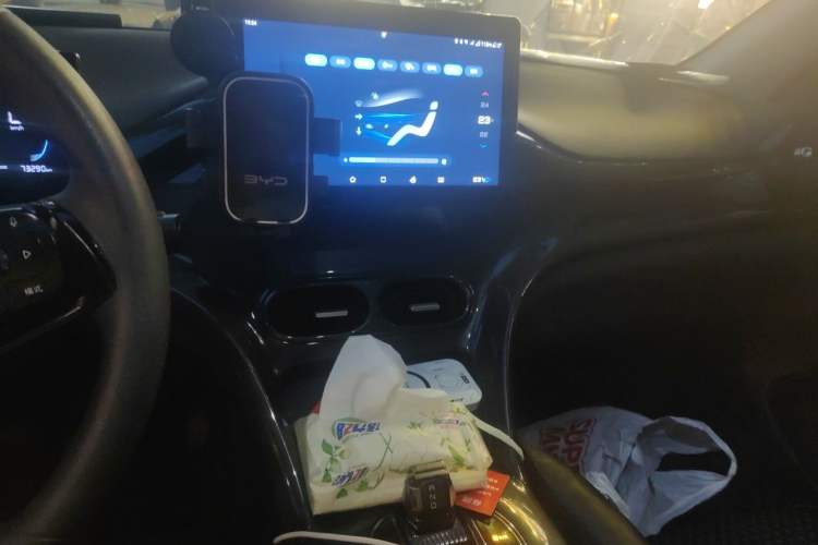 Used BYD e2 2023 Comfort Model Audio And AC Panel