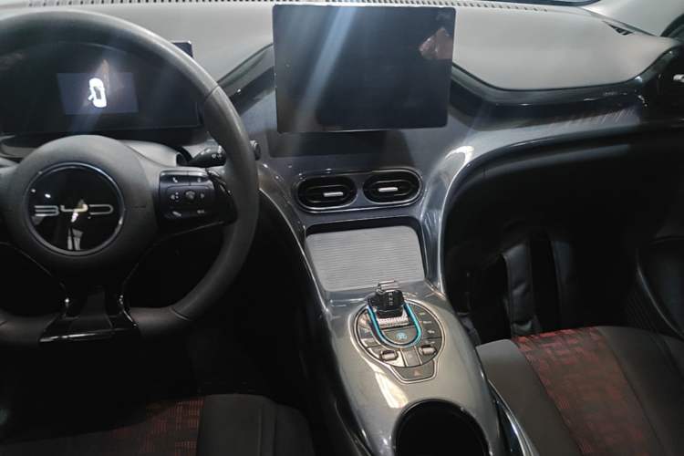 Used BYD e2 2023 Comfort Model Audio And AC Panel