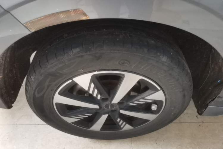Used BYD e2 2023 Luxury Model Exterior 5