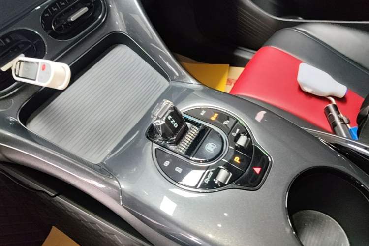 Used BYD e2 2023 Comfort Model Gear Lever