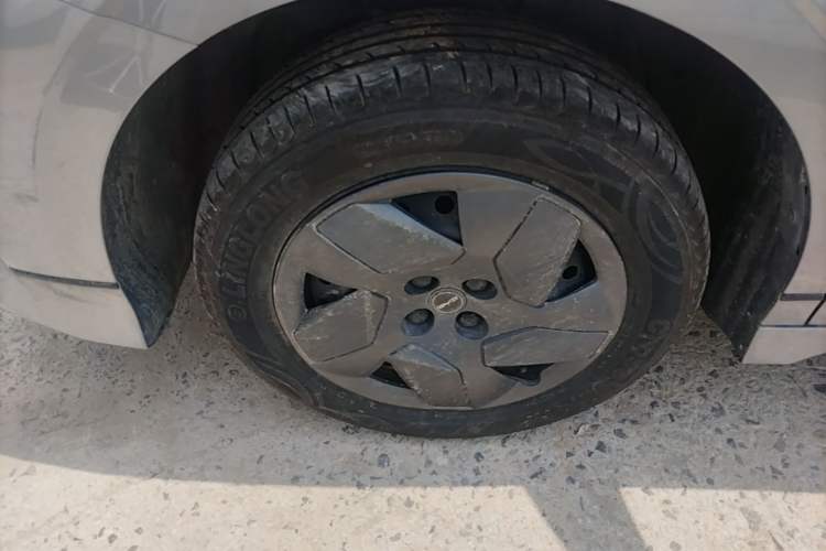 Used BYD e2 2023 Comfort Model Left Front Wheel Hub