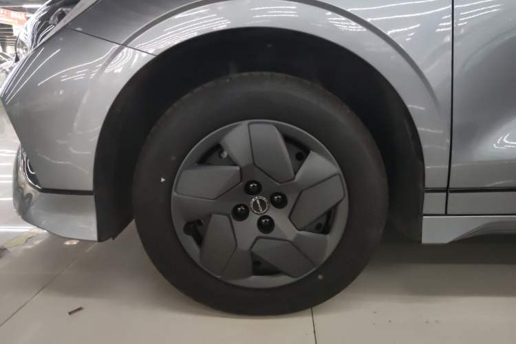 Used BYD e2 2023 Comfort Model Left Front Wheel Hub