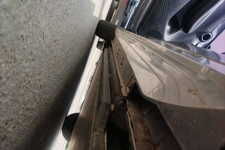 Used BYD e2 2023 Comfort Model Left Side Sill