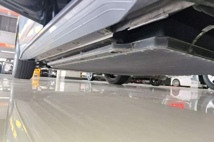 Used BYD e2 2023 Comfort Model Left Side Sill