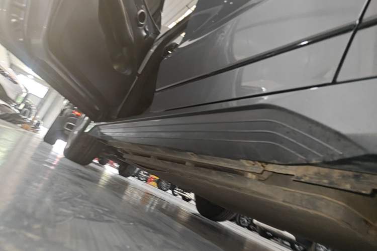 Used BYD e2 2023 Comfort Model Left Side Sill