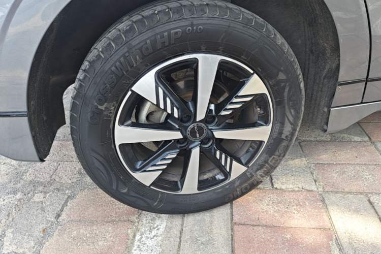 Used BYD e2 2023 Luxury Model Right Rear Wheel Hub