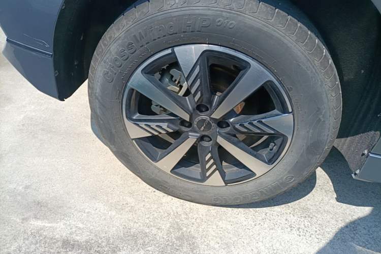 Used BYD e2 2023 Luxury Model Right Rear Wheel Hub