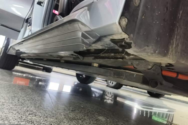 Used BYD e2 2023 Luxury Model Right Side Sill