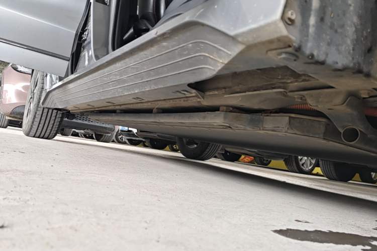 Used BYD e2 2023 Luxury Model Right Side Sill