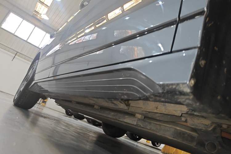Used BYD e2 2023 Comfort Model Right Side Sill