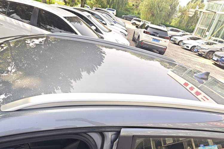 Used BYD e2 2023 Luxury Model Roof