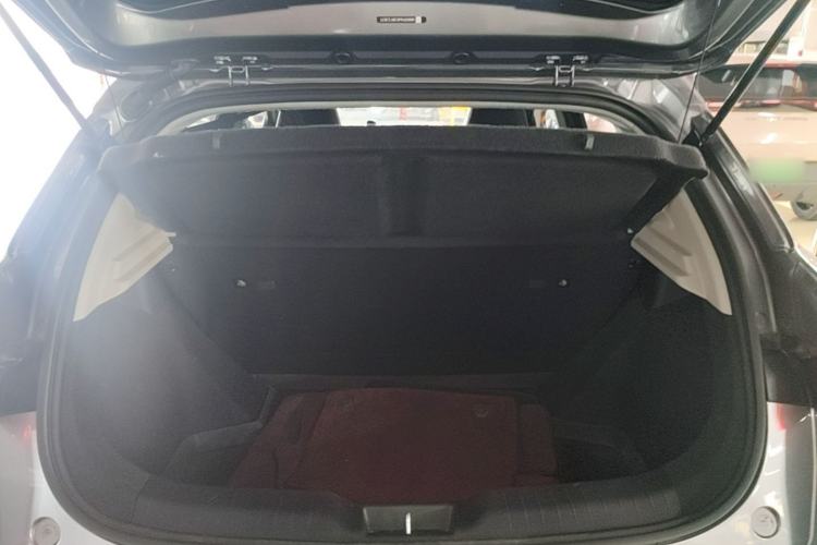 Used BYD e2 2023 Comfort Model Trunk