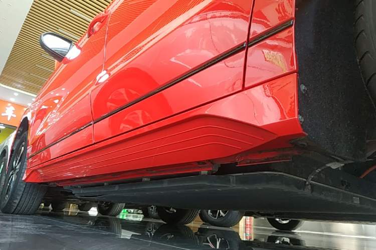 Used BYD e2 2023 Luxury Model Left Side Sill