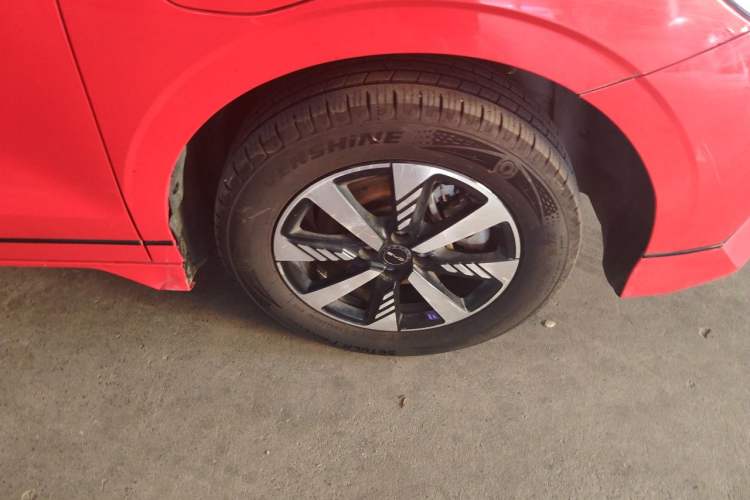 Used BYD e2 2023 Luxury Model Right Front Wheel Hub