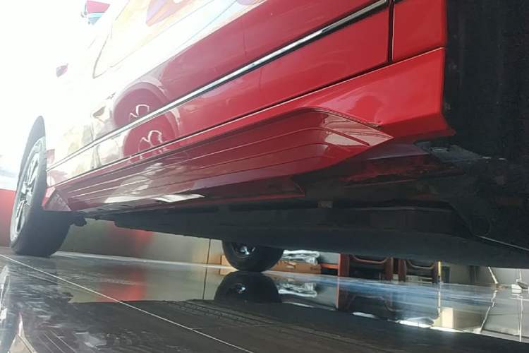 Used BYD e2 2023 Luxury Model Right Side Sill