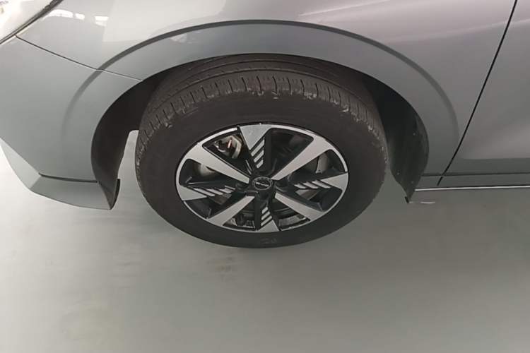 Used BYD e2 2023 Luxury Model Exterior 4