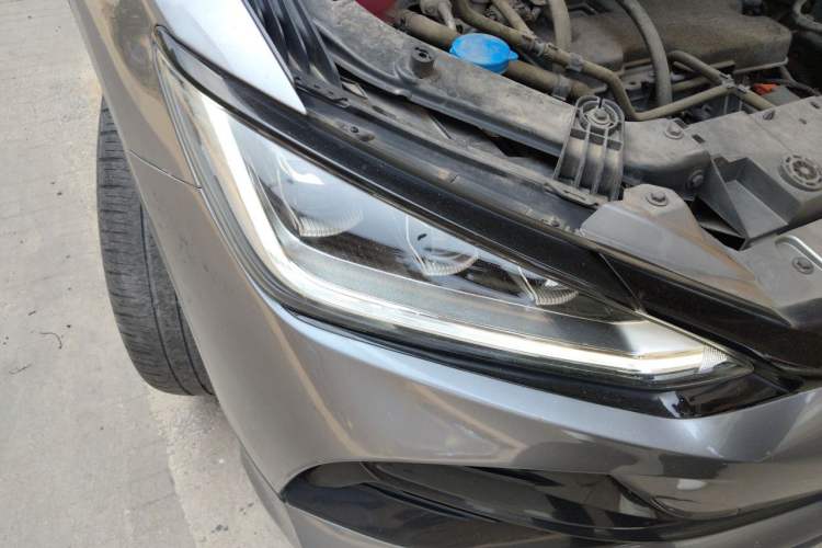 Used BYD e2 2023 Luxury Model Right Front Headlight