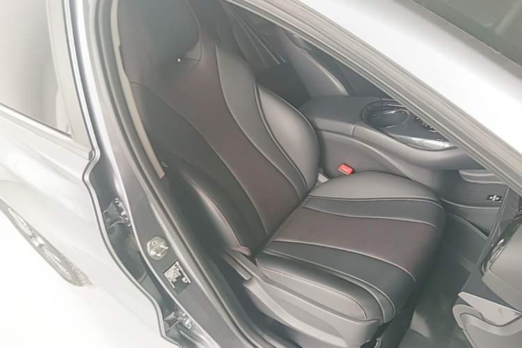 Used BYD e2 2023 Luxury Model Right Front Seat