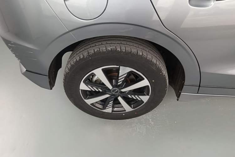 Used BYD e2 2023 Luxury Model Right Rear Wheel Hub