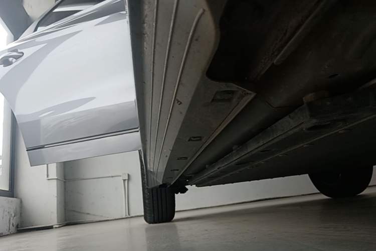 Used BYD e2 2023 Luxury Model Right Side Sill
