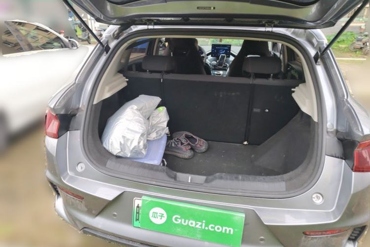 Used BYD e2 2023 Comfort Model Trunk