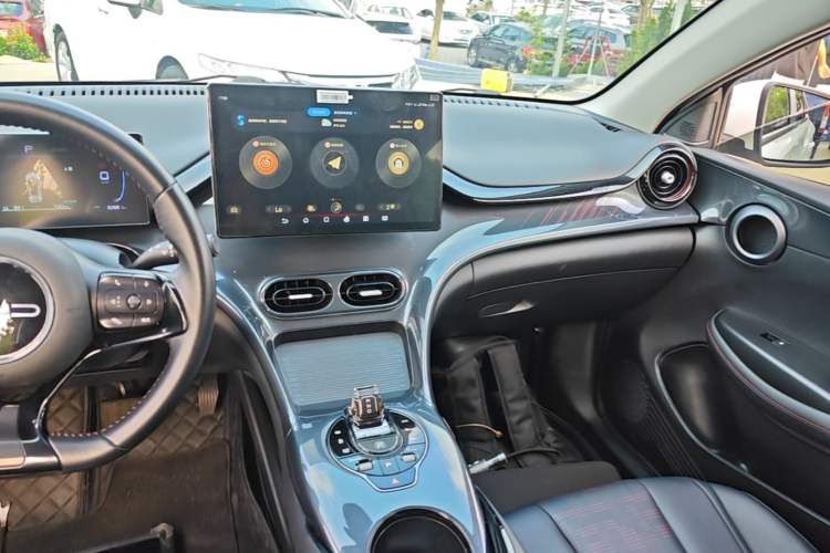Used BYD e2 2023 Luxury Model Audio And AC Panel