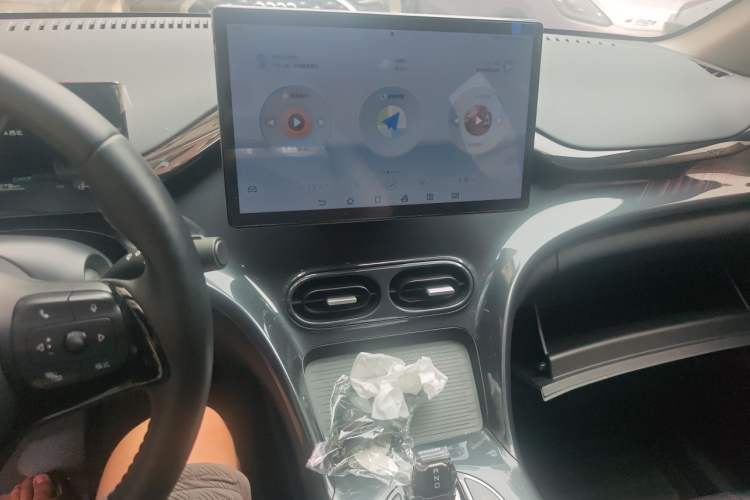 Used BYD e2 2023 Luxury Model Audio And AC Panel