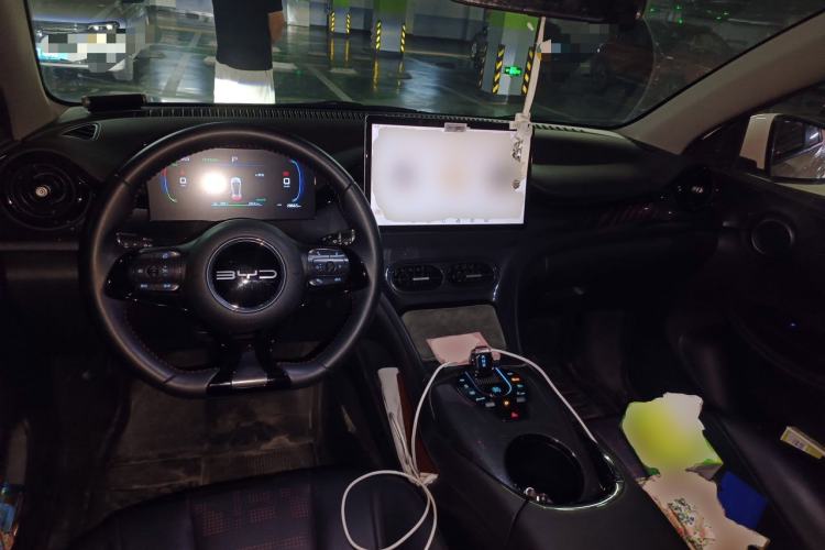 Used BYD e2 2023 Luxury Model Center Console