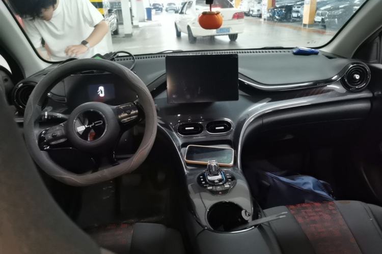 Used BYD e2 2023 Comfort Model Center Console