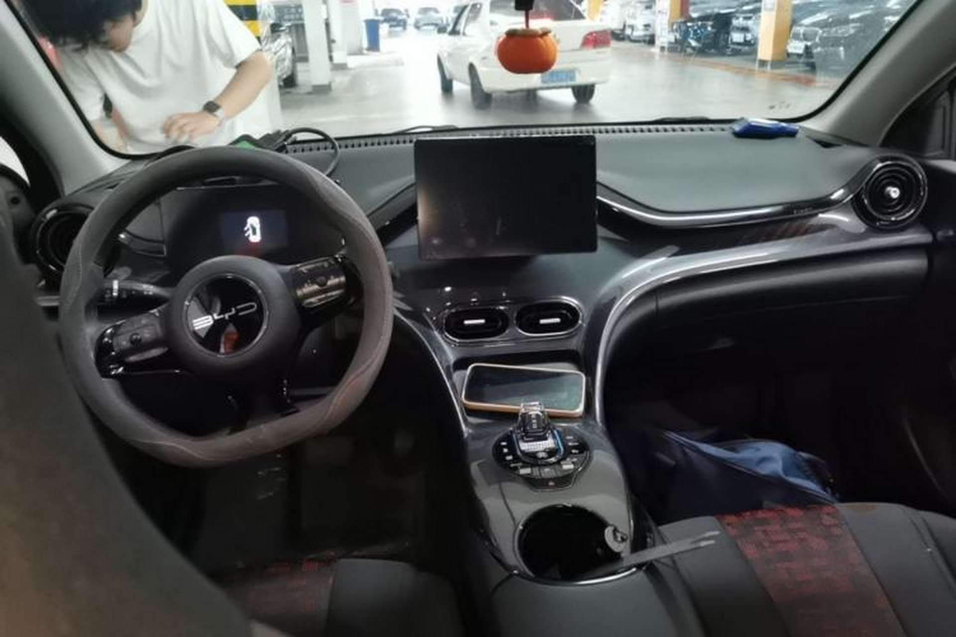 Used BYD e2 2023 Comfort Model Center Console