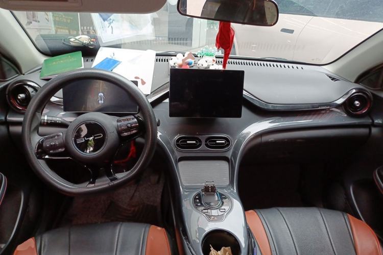 Used BYD e2 2023 Comfort Model Center Console