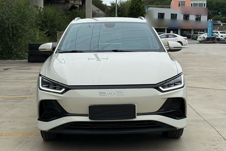 Used BYD e2 2023 Luxury Model Exterior 1