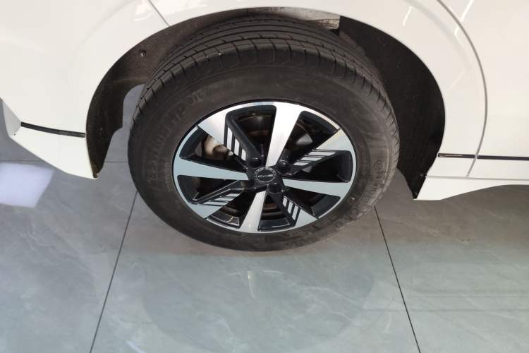 Used BYD e2 2023 Luxury Model Exterior 2