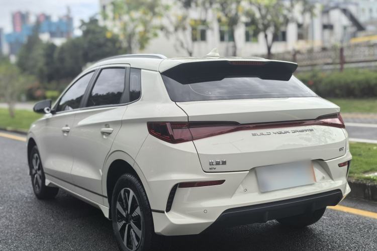 Used BYD e2 2023 Luxury Model Exterior 4