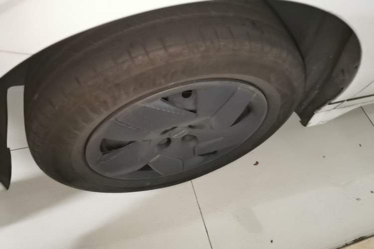 Used BYD e2 2023 Comfort Model Exterior 4