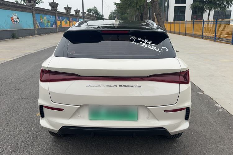 Used BYD e2 2023 Luxury Model Exterior 4