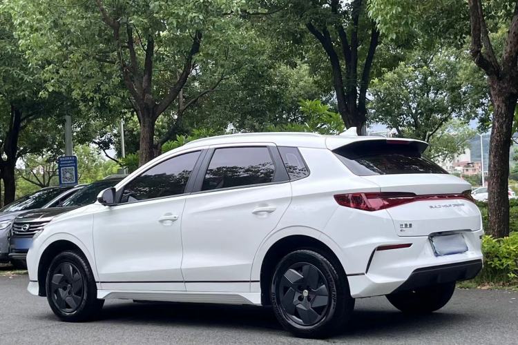 Used BYD e2 2023 Comfort Model Exterior 4