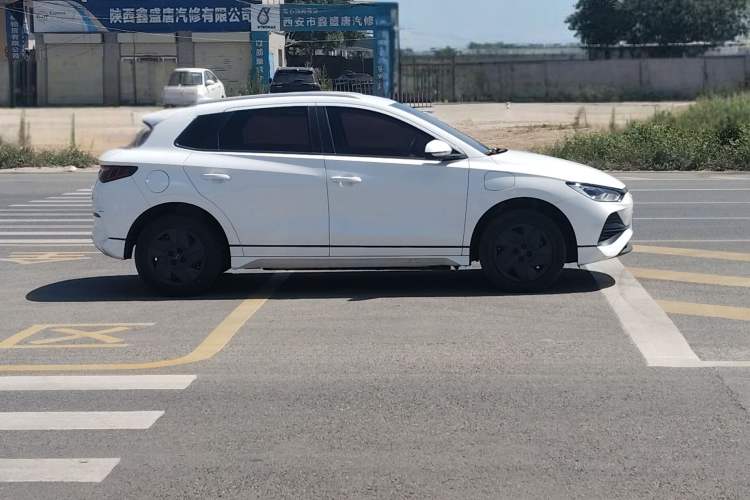 Used BYD e2 2023 Comfort Model Exterior 5